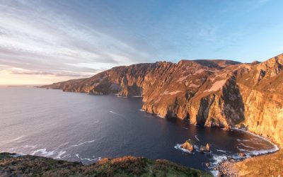 sliabh-liag-cliff-face-sunny-donegal-scenic-travel